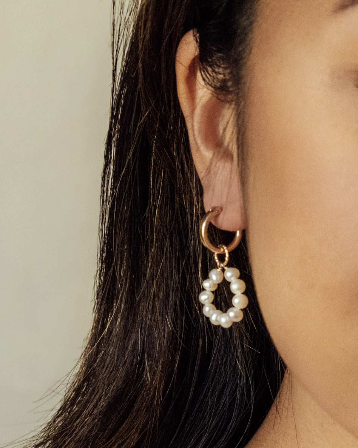 Flower Pearl Hoops