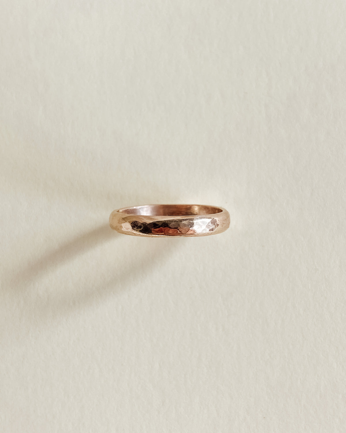 Zara Thick Hammered ring